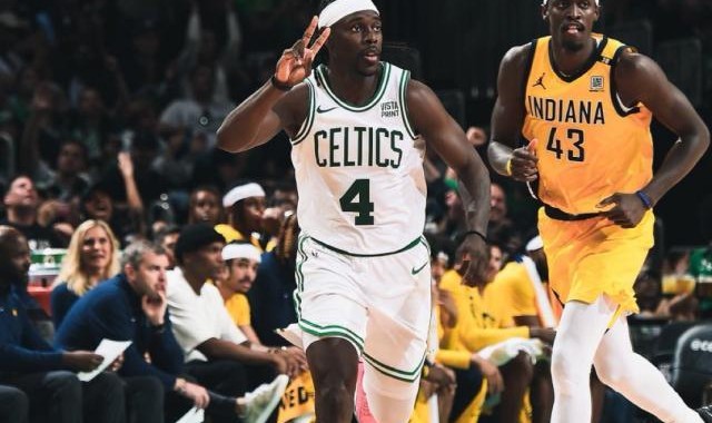 开云官方网站-布朗投中绝平三分难记首功？霍勒迪爆发如同及时雨