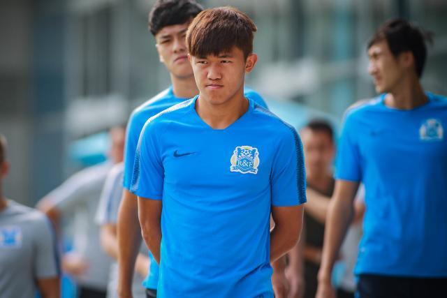 1667392217575050239.jpg 809153095357825034.jpg